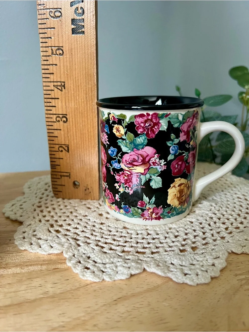 Vintage 1989 Ceramic Coffee Mug in Black w/ Multicolor Blooms w/Original Box